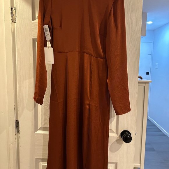 Evora Wilfred Dress - Picture 4 of 4